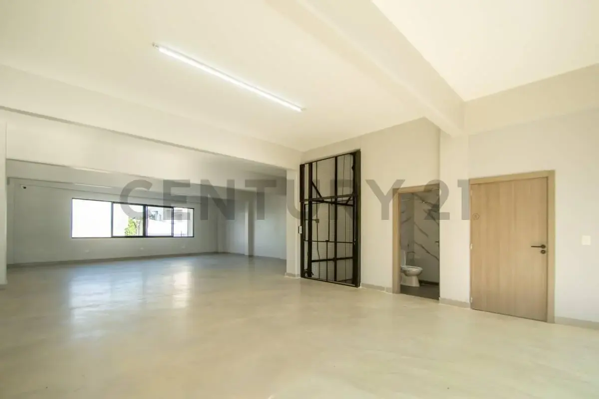 DEPÓSITO + OFICINAS PREMIUM | A ESTRENAR | FINANCIA 50% 2