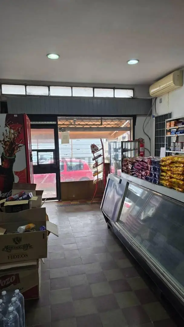 VENTA (CONSULTE ALQ) LOCAL EN MORÓN+DEPOSITO BAÑO 3