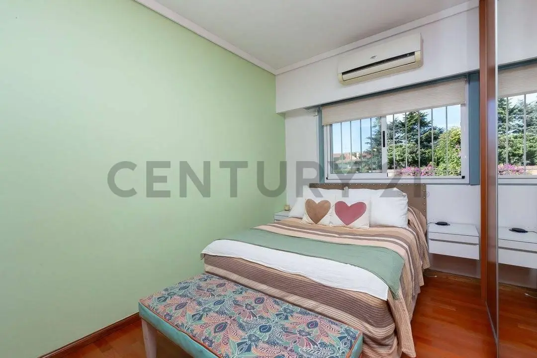 VENTA-HERMOSA CASA 4 AMB EN VILLA SARMIENTO-MORÓN 5