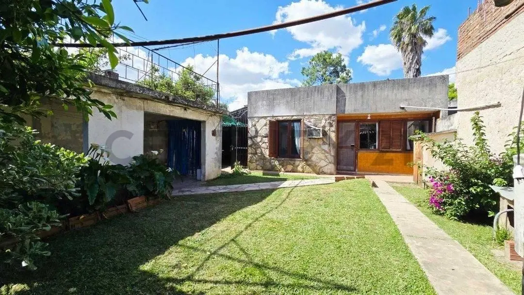VENTA PH 3 AMB CON COCHERA MORÓN - PERMUTA 2