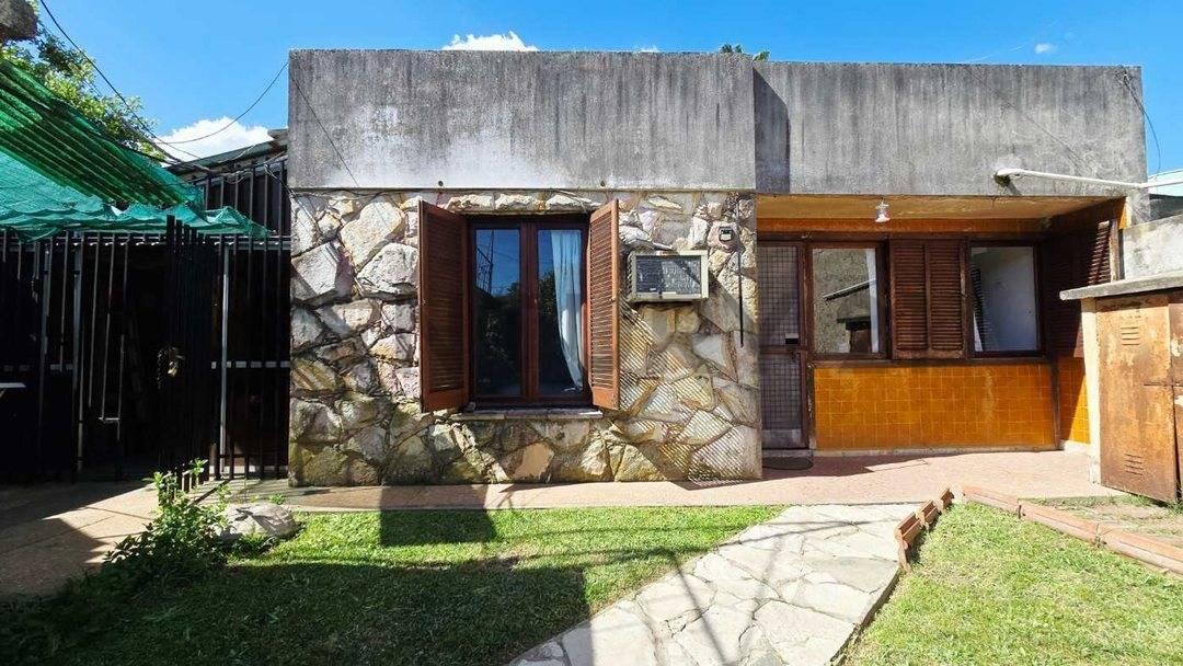 VENTA PH 3 AMB CON COCHERA MORÓN - PERMUTA