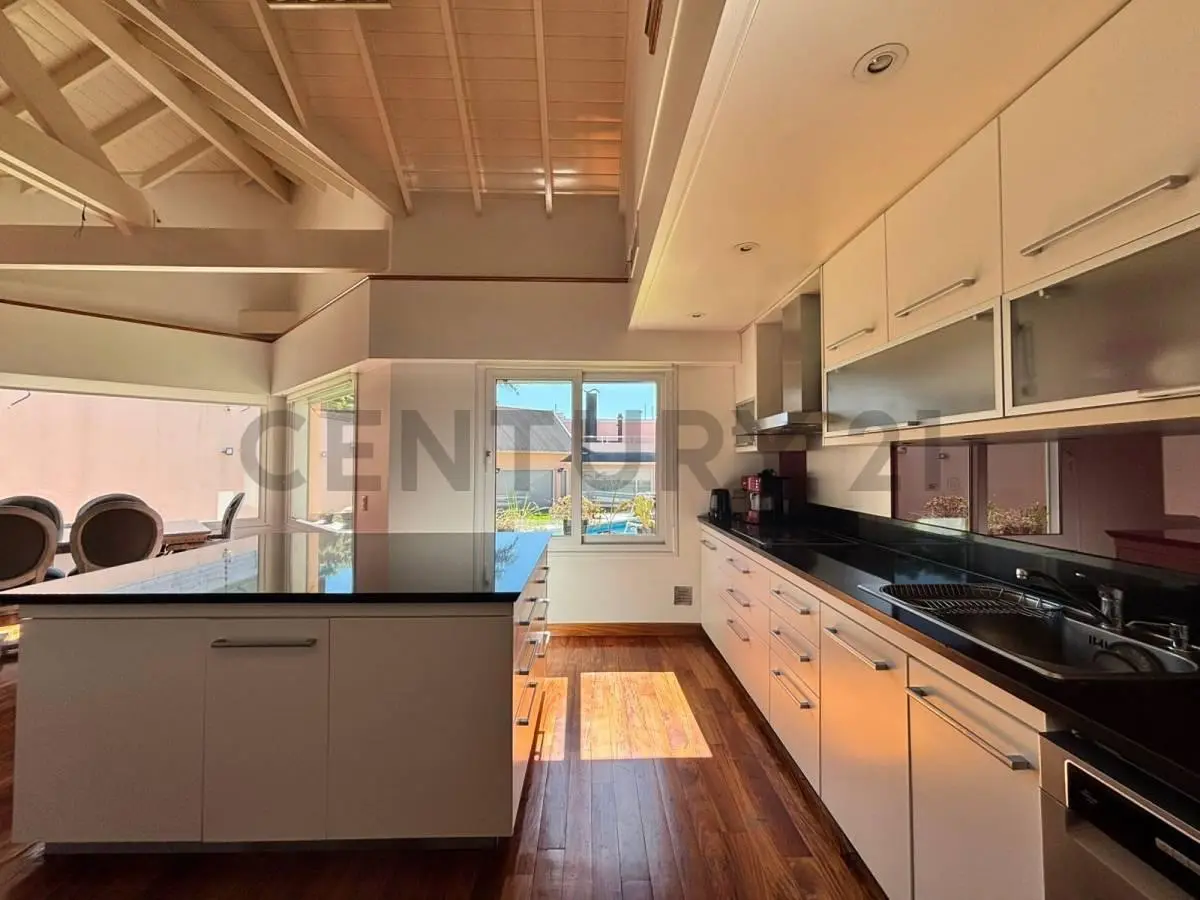 VENTA CASA DE 6 AMB- RESIDENCIA PREMIUM | RAMOS MEJÍA (ZONA DON BOSCO) ACEPTA PERMUTA Y OFRECE FINAN 4
