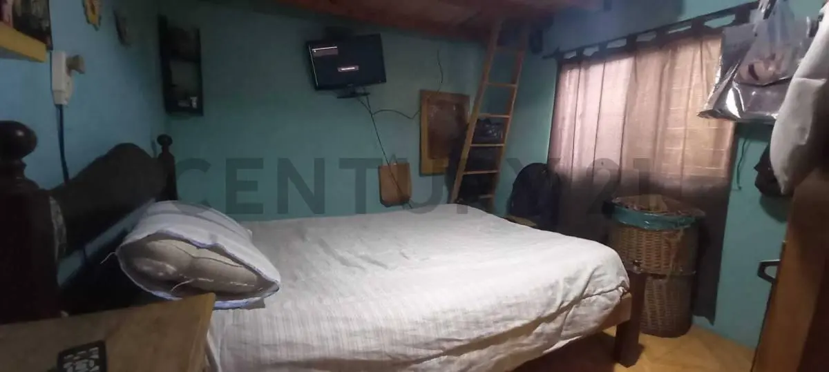 VENTA PH 5 AMBIENTES CON PATIO, CASEROS - PERMUTA 3
