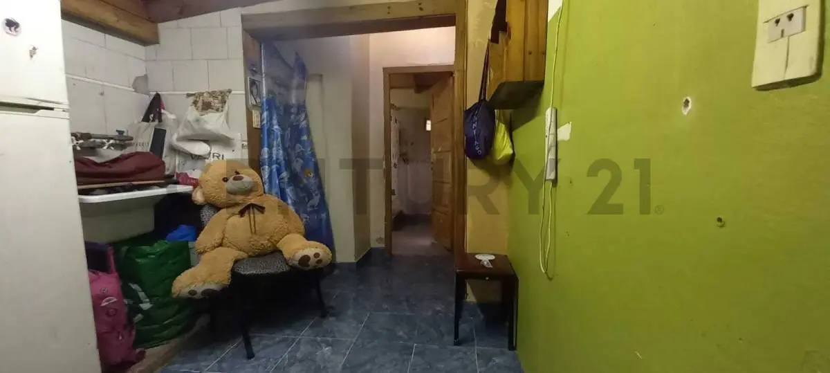 VENTA PH 5 AMBIENTES CON PATIO, CASEROS - PERMUTA 2