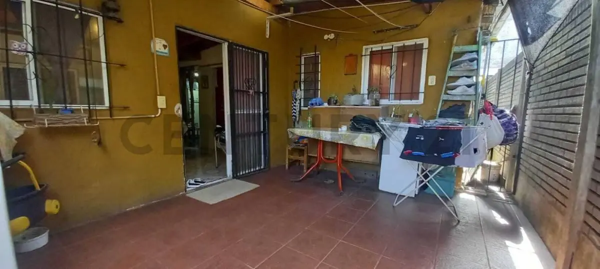 VENTA PH 5 AMBIENTES CON PATIO, CASEROS - PERMUTA 5