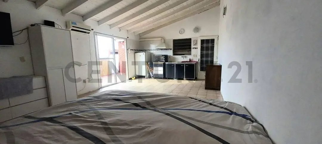 VENTA PH 2 AMB. CASEROS APTO CRÉDITO - PERMUTA 2