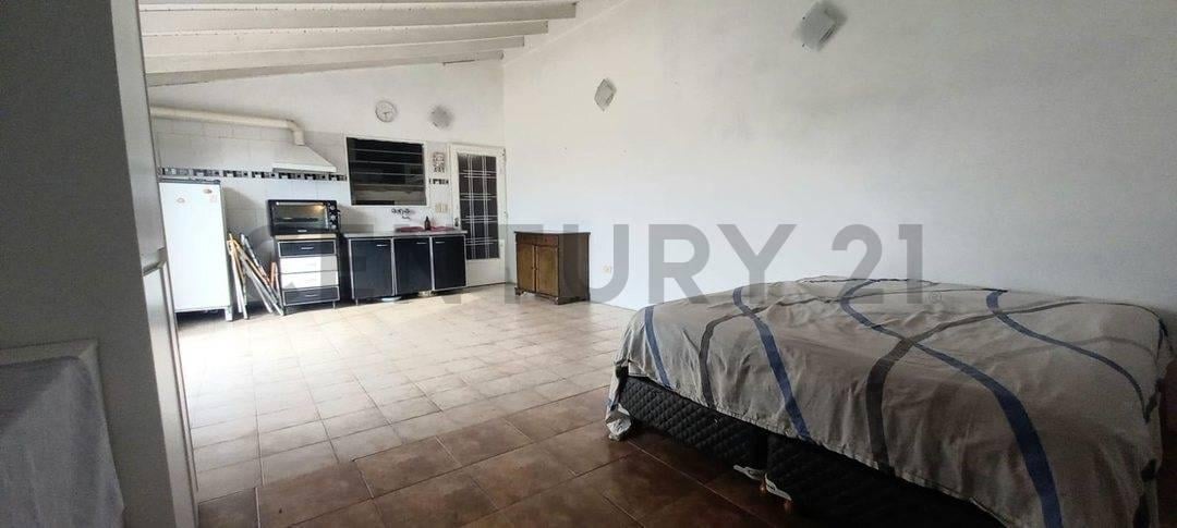 VENTA PH 2 AMB. CASEROS APTO CRÉDITO - PERMUTA