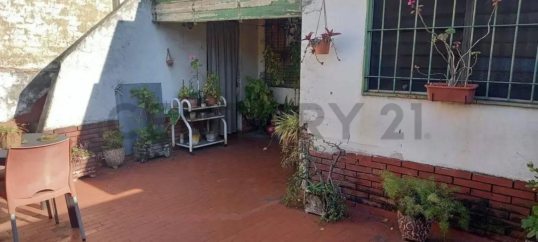 Venta / Permuta PH 4 Amb. con Terraza y Patio Villa Lynch 3
