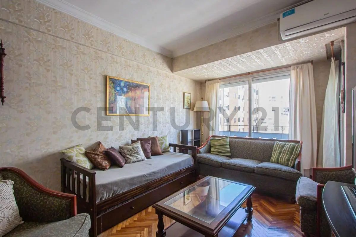 Venta depto 3 ambientes c/dependencia piso alto 3