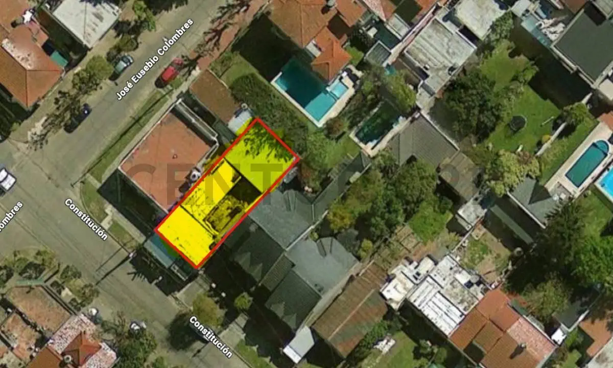 Se Vende Lote a demoler en Haedo Chico 2