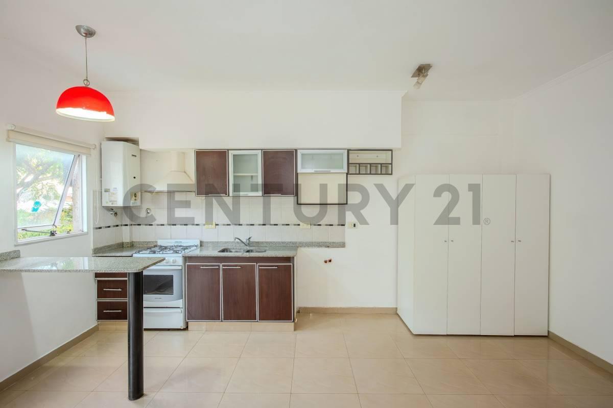Foto de Se Vende 2 ambientes luminoso con balcón, imagen 2