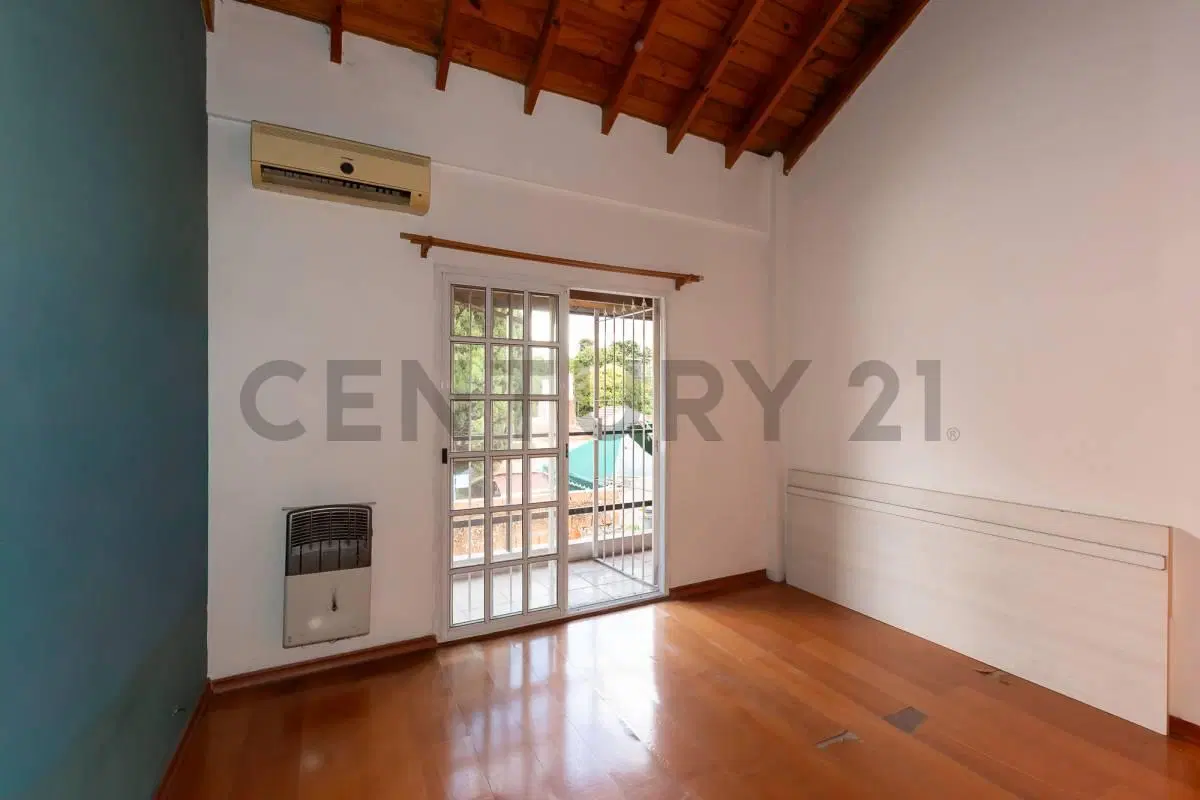 VENTA PH 3 AMB C/ COCHERA Y PATIO - MARTIN CORONADO - PERMUTA 2