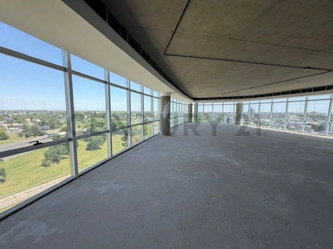 OFICINA COMERCIAL PISO ENTERO ESCOBAR PROA PREMIUM 4