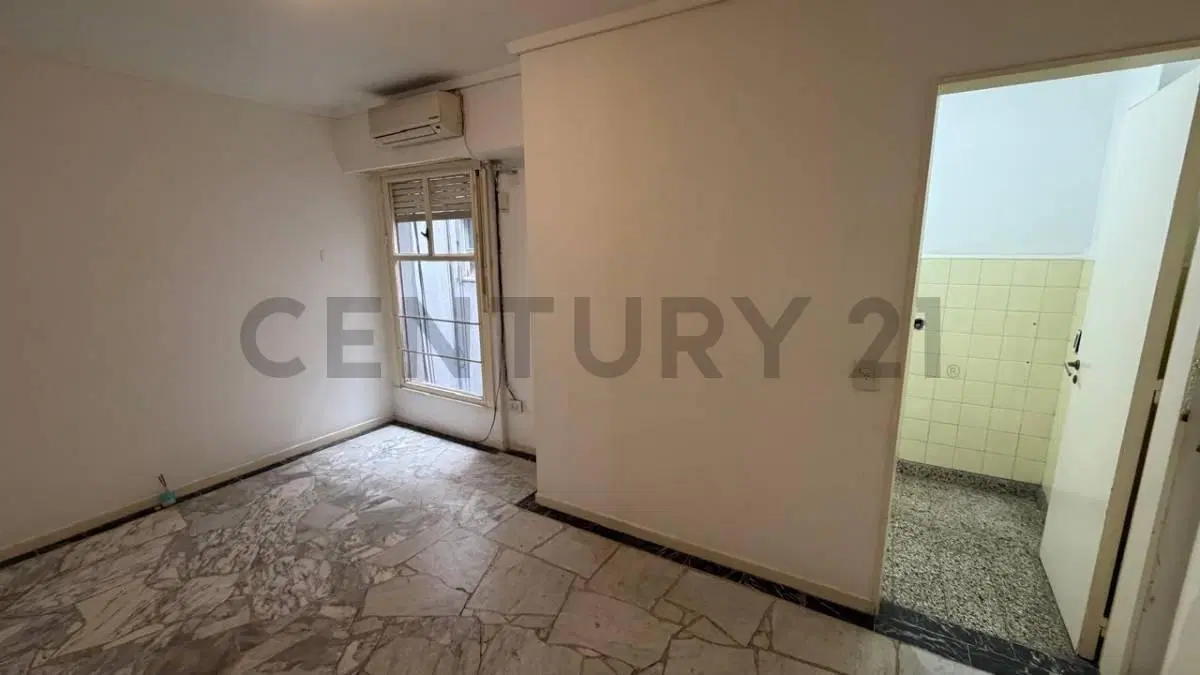 Palermo | 2 Ambientes Apto Profesional sobre Cerviño | Piso Alto | Ideal Vivienda o Inversión 5