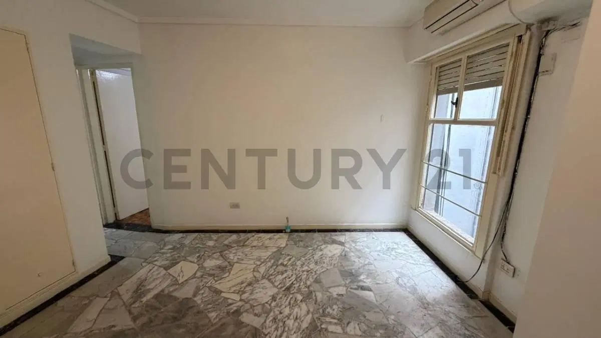Palermo | 2 Ambientes Apto Profesional sobre Cerviño | Piso Alto | Ideal Vivienda o Inversión 3