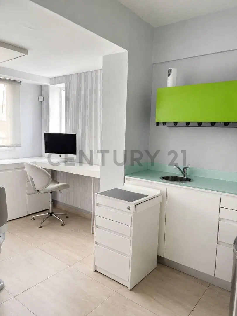 Excelente 3 ambientes Apto Profesional sobre Av. Corrientes – Ideal Vivienda o Inversión. 5