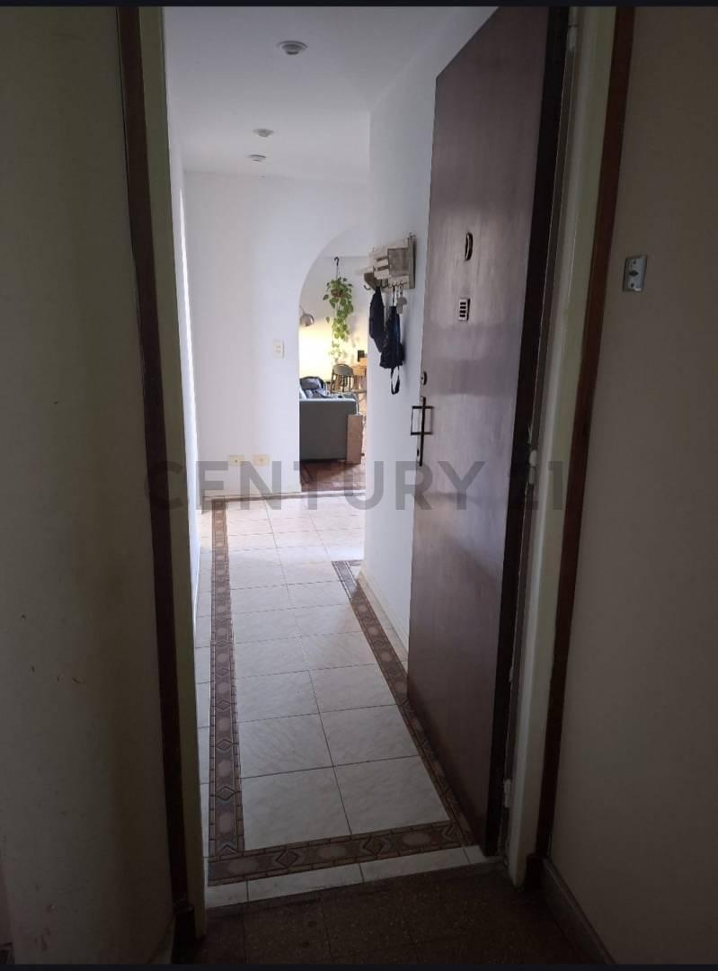 Foto de Excelente departamento 2 amb con balcón al frente en Caballito - EVALUA, imagen 2