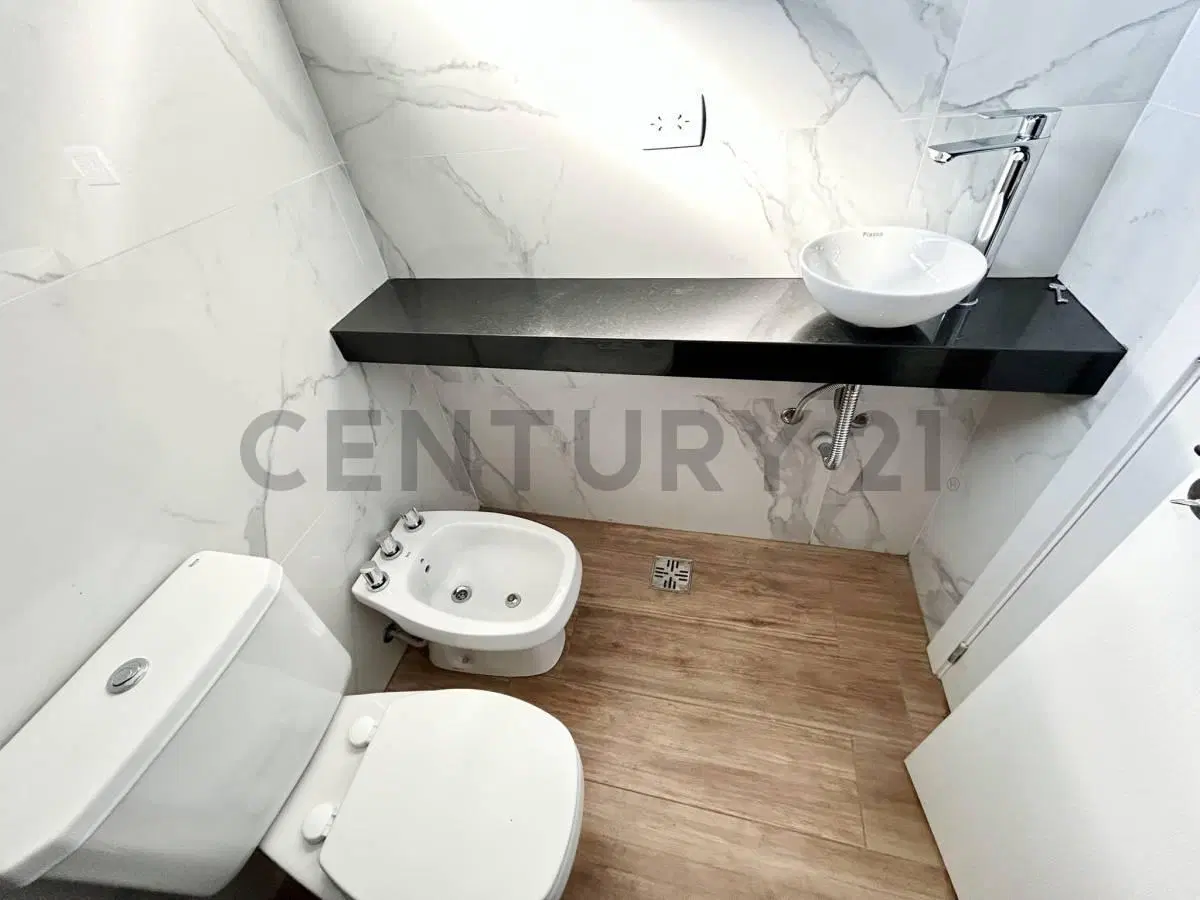 VENTA  PERMUTA DPTO 3 AMB TIPO FLAT EN SAAVEDRA PERMUTA 8