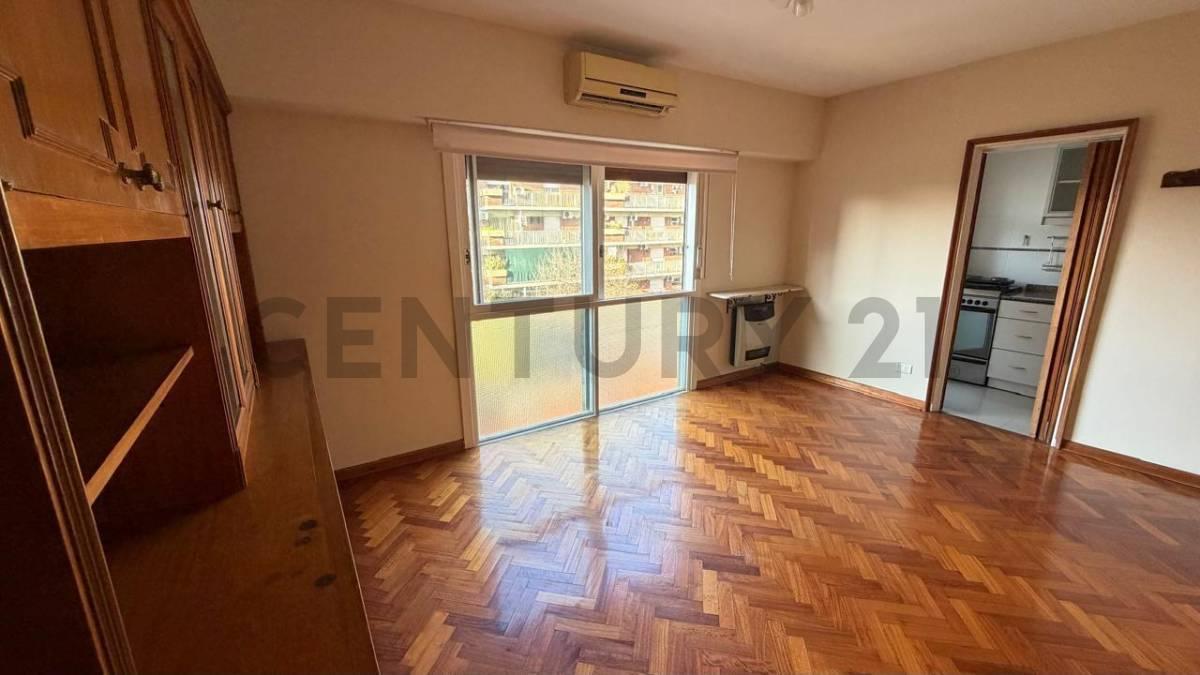 Alquiler Olivos 2 Ambientes con Cochera Fija Cubierta – Av. del Libertador
