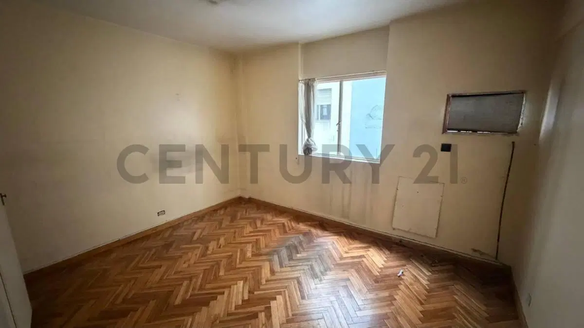 3 Ambientes a Reciclar en Retiro | 49 m² | Gran Potencial de Revalorización 4