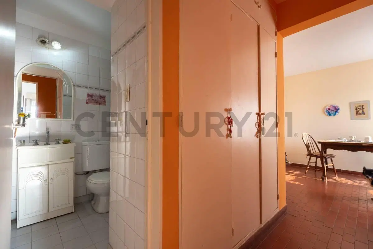 VENTA DEPTO 4 AMBIENTES - MARTIN CORONADO 5