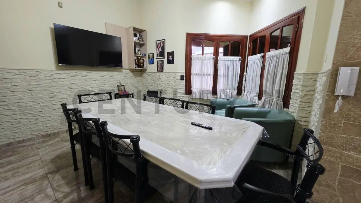 VENTA CASA 4 AMB PARRILA/COCHERA/PATIO A.CREDITO PERMUTA 2