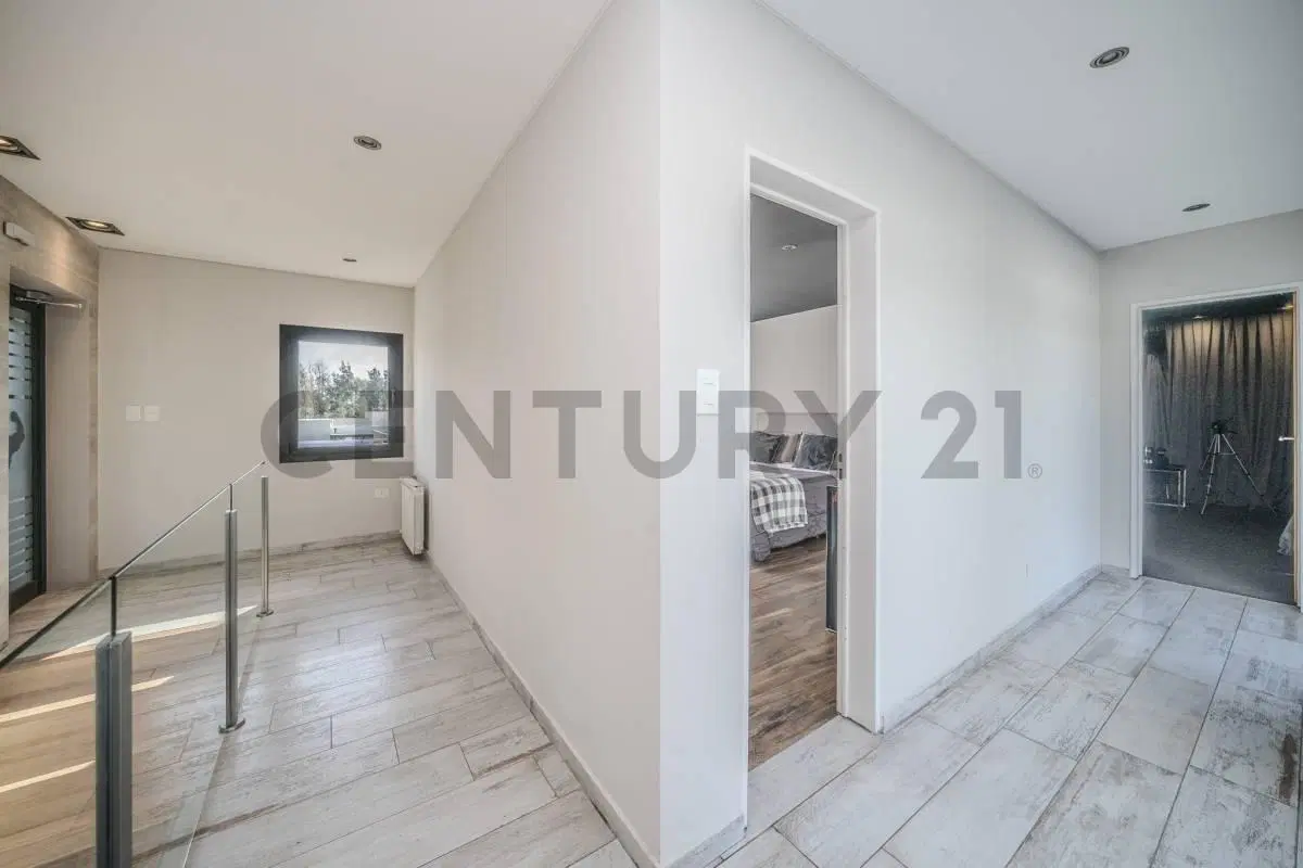 VENTA CASA 7 AMBIENTES - COMARCAS LUJAN 8