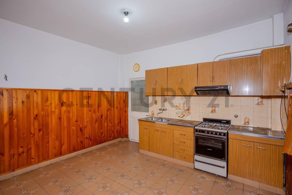 Foto de Casa 3 Ambientes con Garage y Altillo - Caseros Norte - acepta permuta, imagen 4
