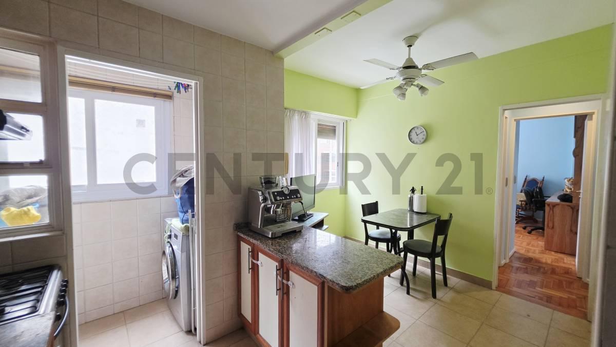 Foto de VENTA HERMOSO DEPTO 3 AMB+COCHERA EN EL CORAZÓN DE CABALLITO, imagen 5
