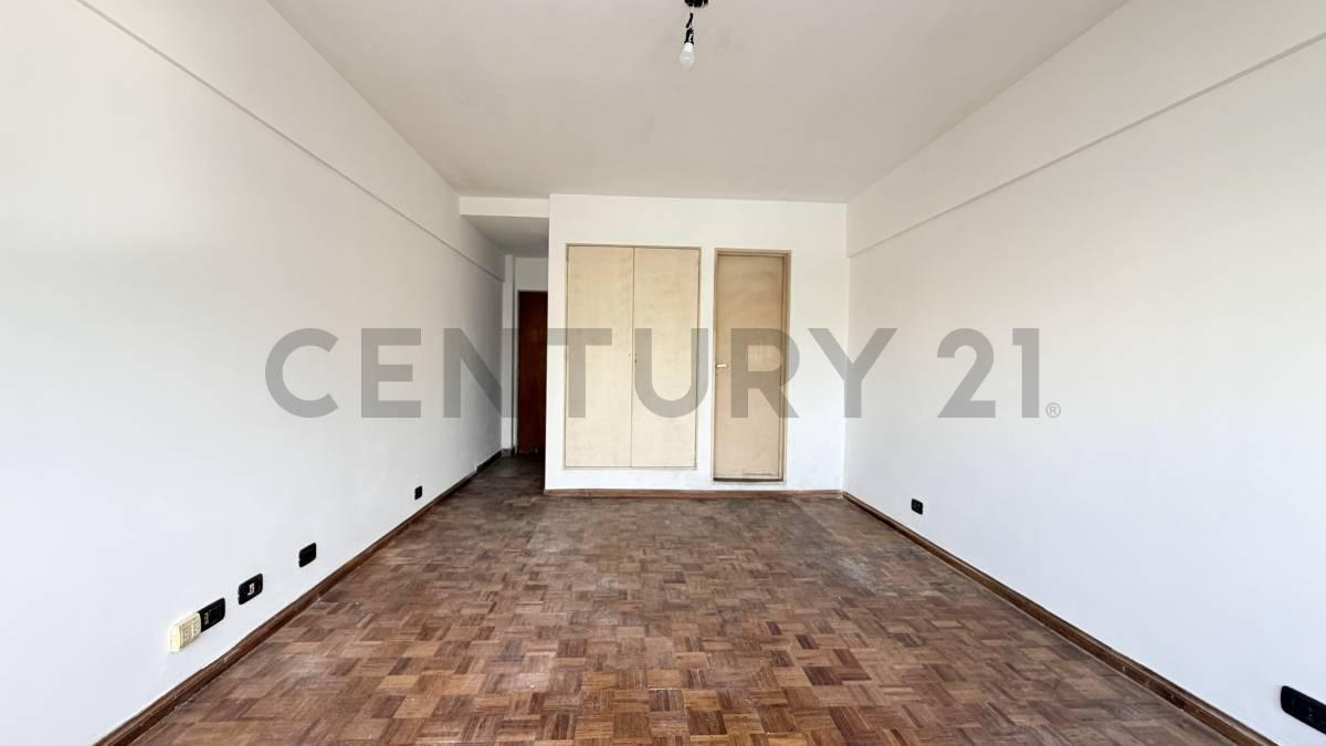 Foto de Venta de monoambiente al frente en Ramos Mejia - OPORTUNIDAD, imagen 1