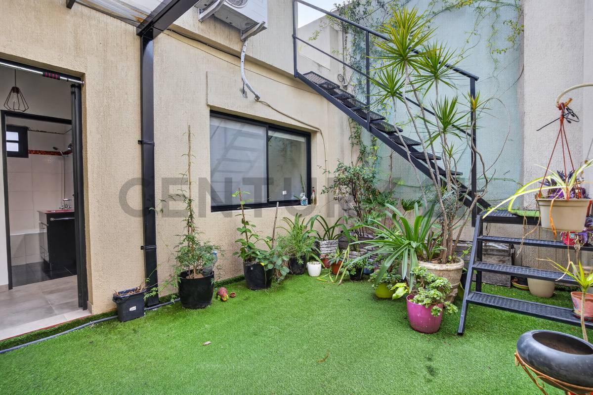 Foto de Hermoso PH 2 ambientes con Patio y Terraza Propia, imagen 4