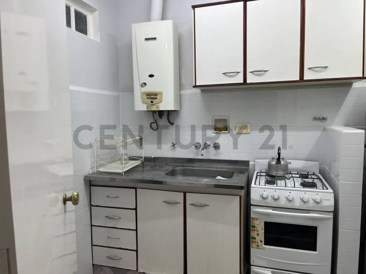 Foto de ALQUILER | 2 AMBIENTES CON BALCÓN | RECOLETA, imagen 1