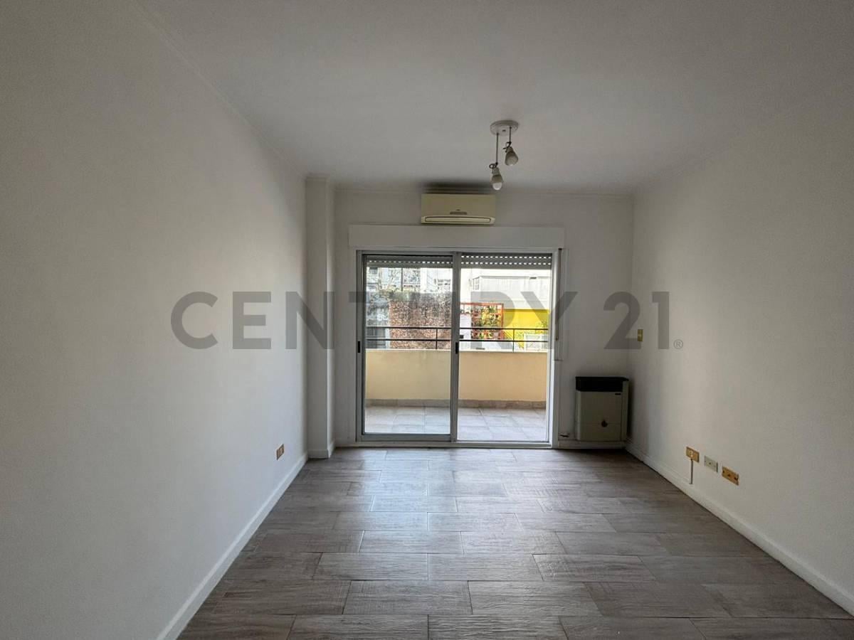 Foto de ALQUILER 3 AMBIENTES CON BALCÓN TERRAZA – ALMAGRO, imagen 3