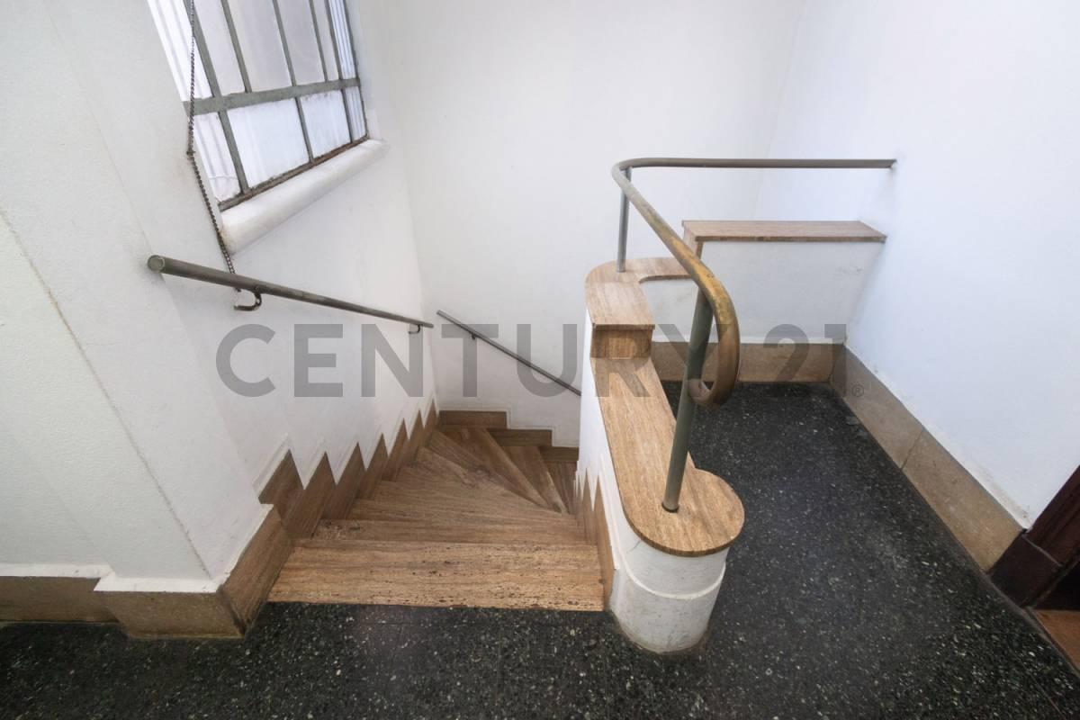 Foto de Venta PH 5 ambientes terraza propia, imagen 1