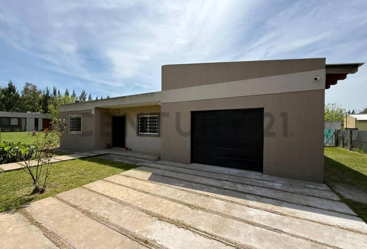 Foto de Venta casa quinta 4 amb con parque y pileta - FRANCISCO ALVAREZ, imagen 3