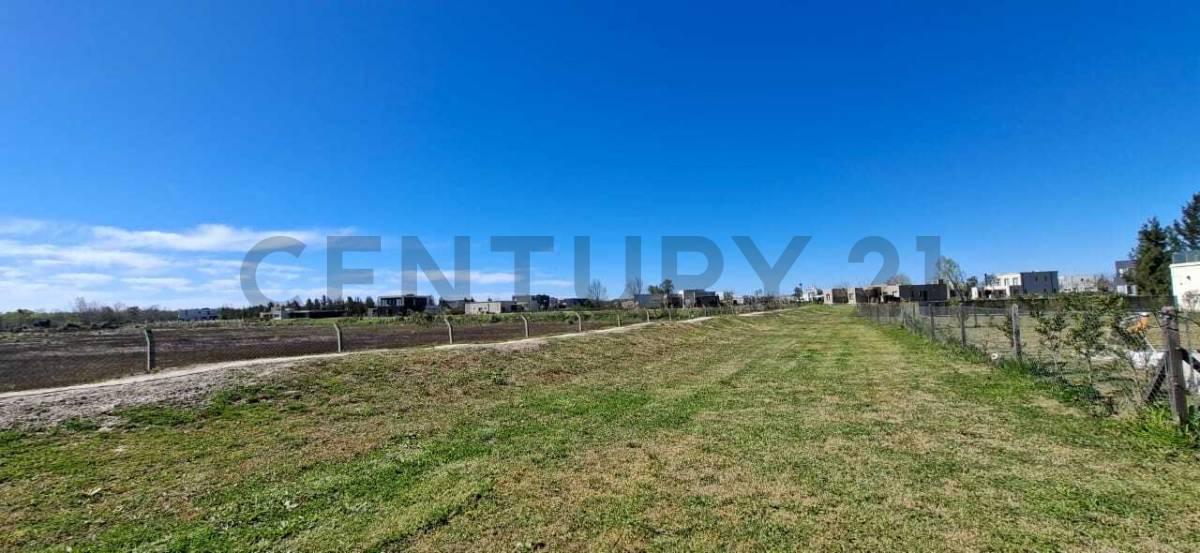 Foto de Oportunidad Única: Excelente Lote en Venta en Barrio Privado El Naudir, imagen 1