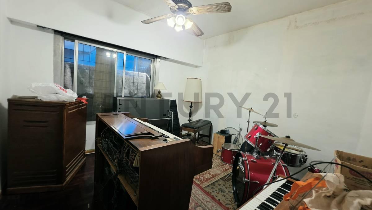 CASA 6 AMB JARDIN/COCHERA/GRAN LOTE CASEROS