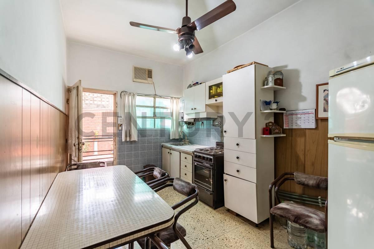Foto de VENTA PH al frente con Patio Terraza Villa Sarmiento Haedo, imagen 4