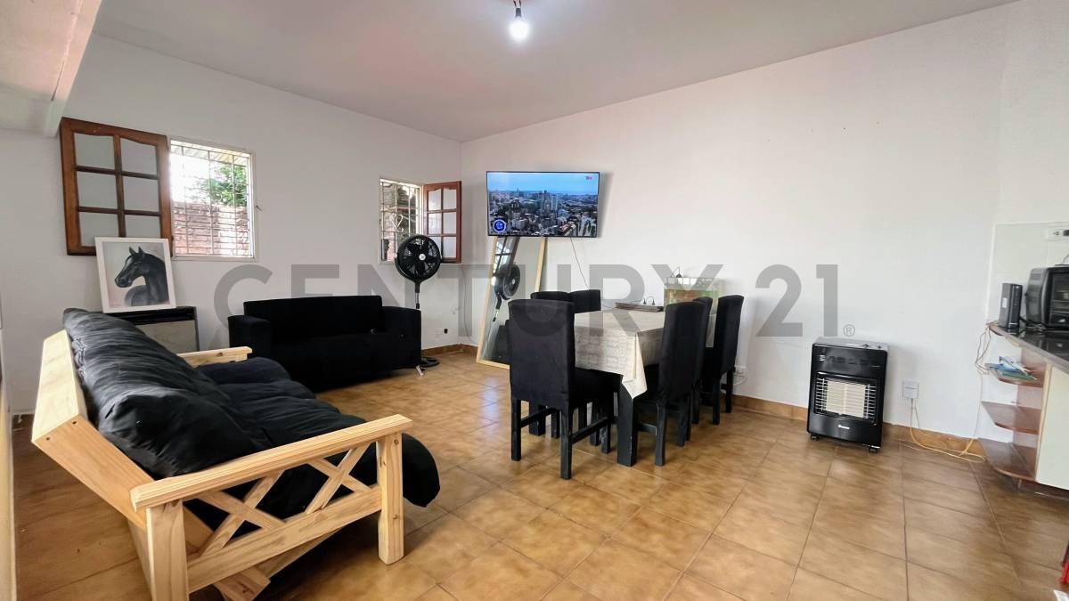 Foto de ALQUILER PH DE 3 AMBIENTES CON PATIO, PARRILLA Y TERRAZA PROPIA., imagen 1