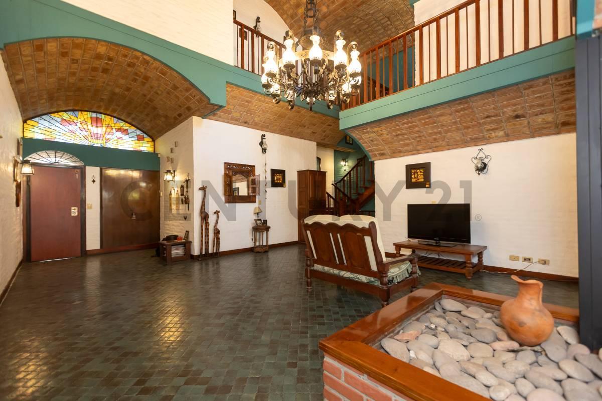 Foto de CASA DE CATEGORÍA | ARQUITECTURA NEOCOLONIAL – MEDITERRÁNEA | CENTRO DE, imagen 2