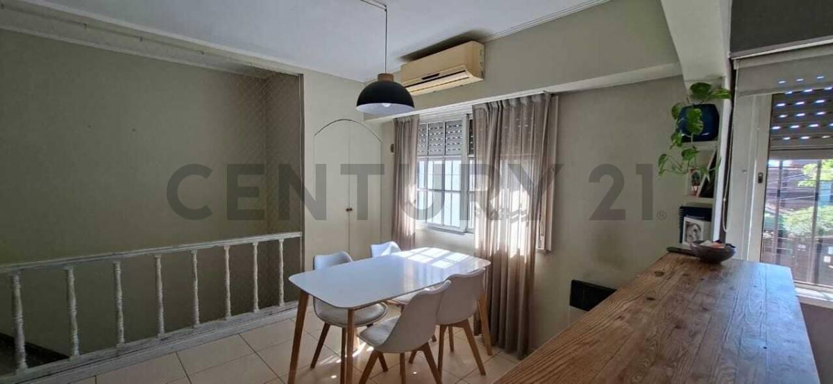 Foto de Venta ph 3 amb con cochera y terraza, imagen 1