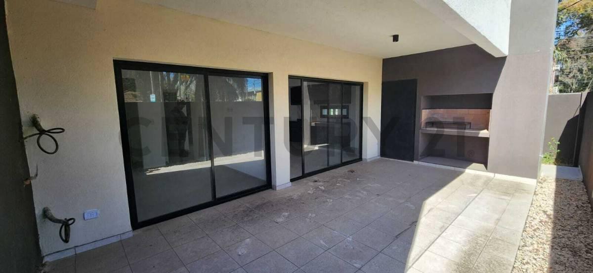 Foto de VENTA DEPARTAMENTO 2 AMBIENTES CON COCHERA, imagen 4