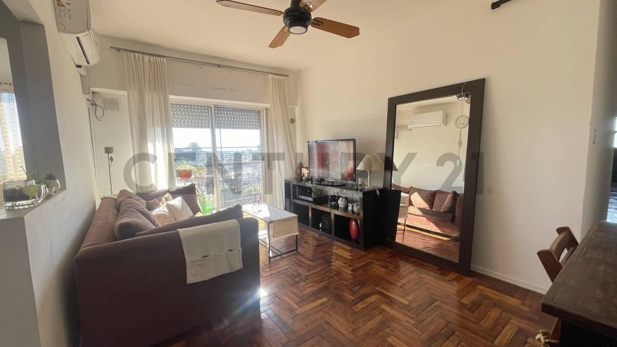 Foto de Departamento 4 ambientes con cochera – 3 dormitorios – Balcón con vista, imagen 1
