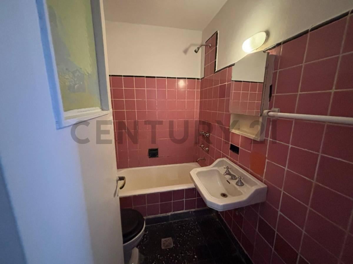 Foto de VENTA DEPTO 2 AMB - UBICACIÓN ESTRATÉGICA ZONA FACULTADES, imagen 3