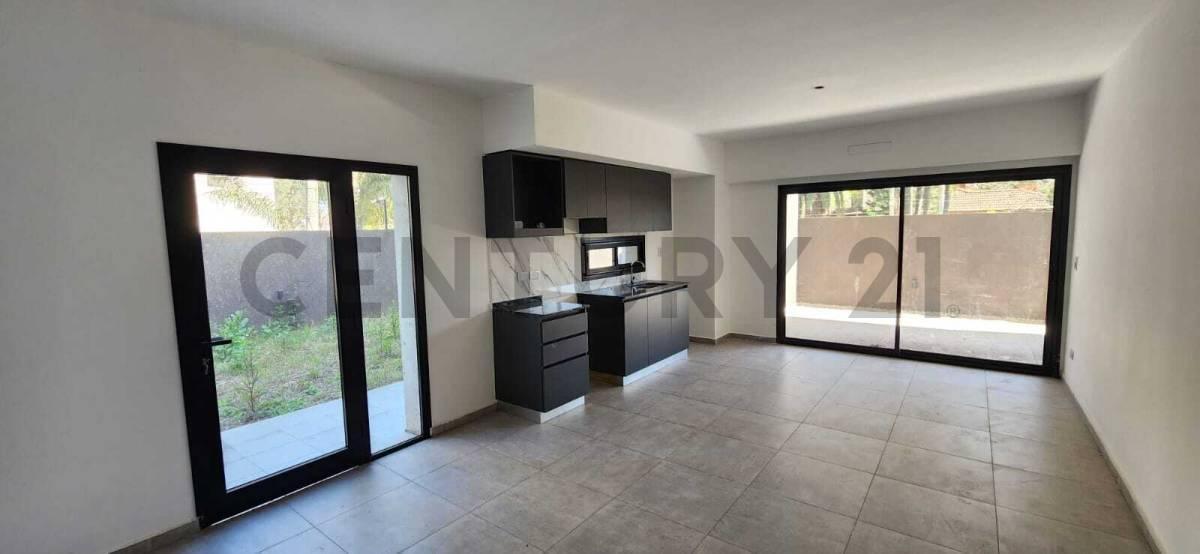 Foto de VENTA DEPARTAMENTO 2 AMBIENTES CON COCHERA, imagen 1