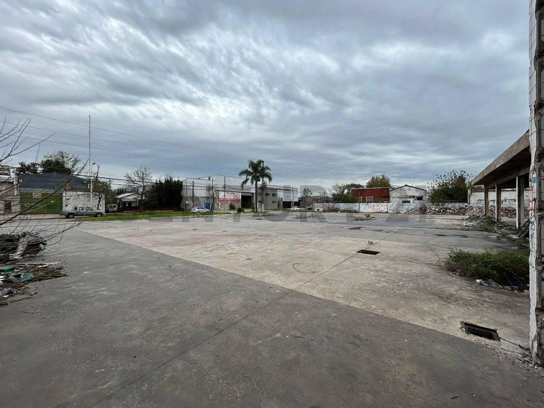 Foto de VENTA LOTE 1945 M2 MERLO FRENTE 55 MTS PERMUTA, imagen 4