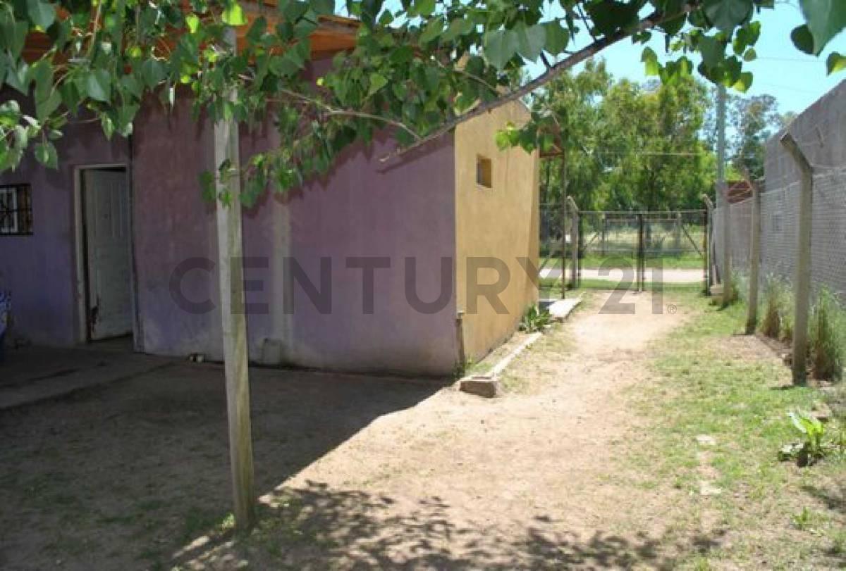 Foto de Venta casa dos ambientes sobre lote propio, imagen 2