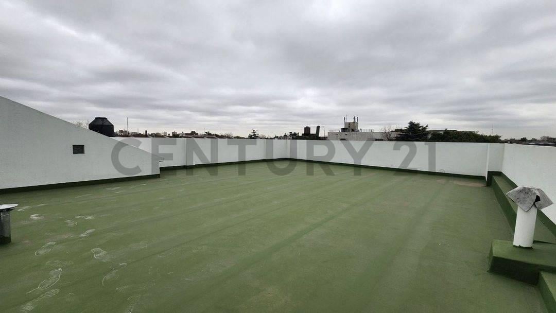 Foto de VTA DPTO 3 AMB PATIO/TERRAZA APTO CRED. PERMUTA, imagen 1