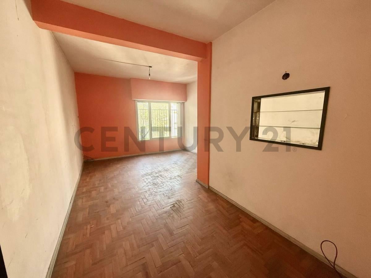 Foto de Venta depto tipo PH 3 amb Morón, imagen 4