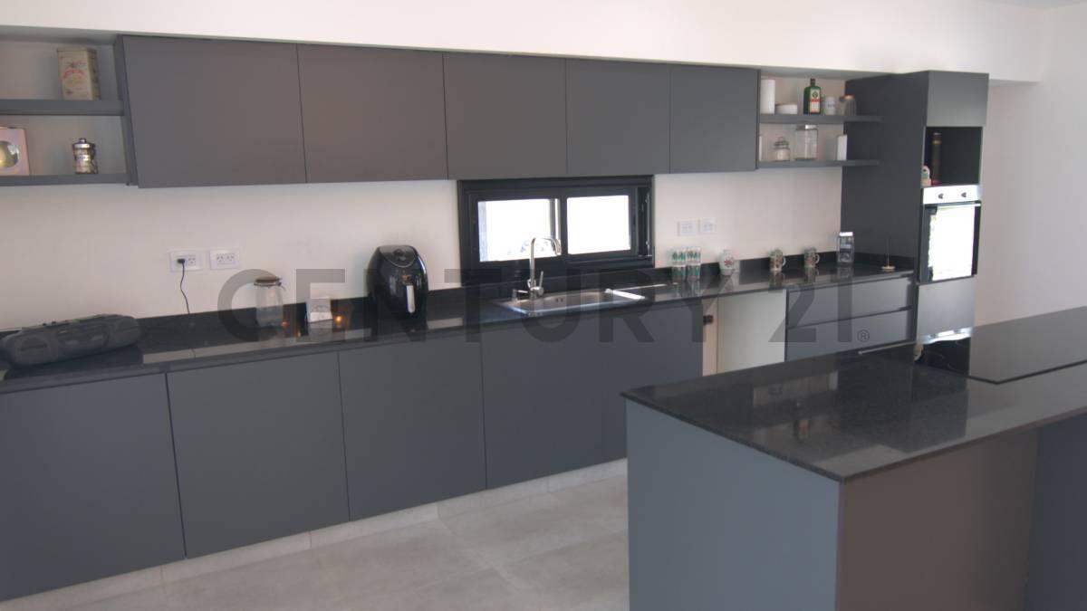 Foto de Casa A Estrenar En Los Juncos Luján | Lote Premium En Esquina 1300m², imagen 3
